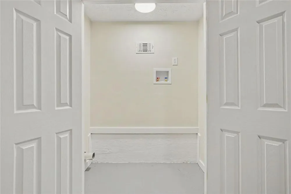 115 Lakeview Drive Stockbridge, GA 30281