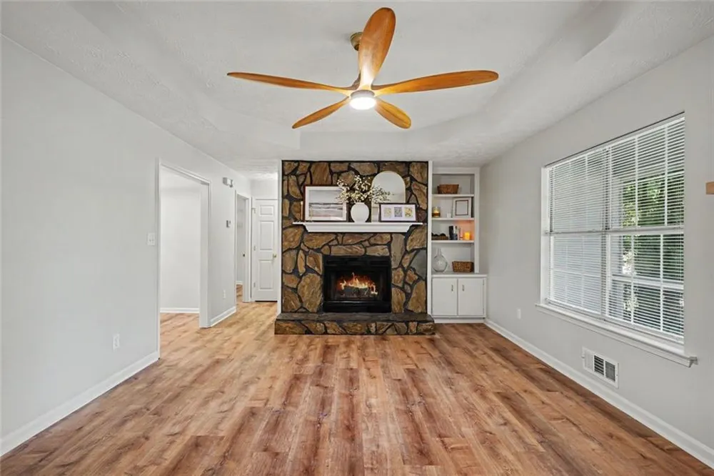 115 Lakeview Drive Stockbridge, GA 30281