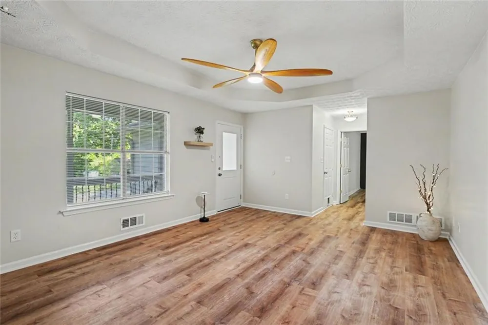 115 Lakeview Drive Stockbridge, GA 30281