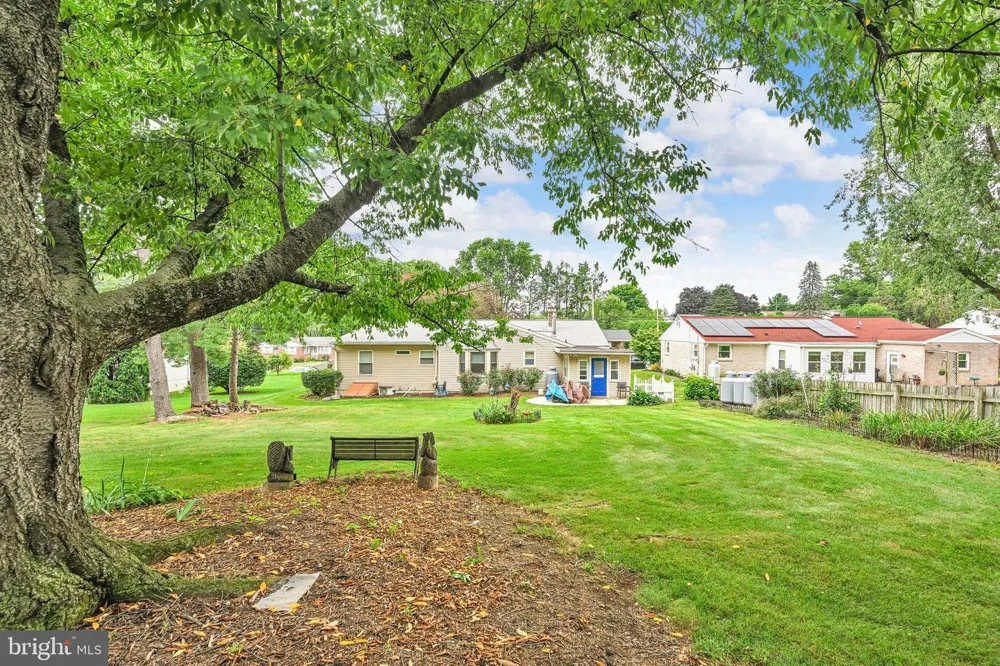 20 CLEARVIEW DRIVE Lebanon, PA 17042