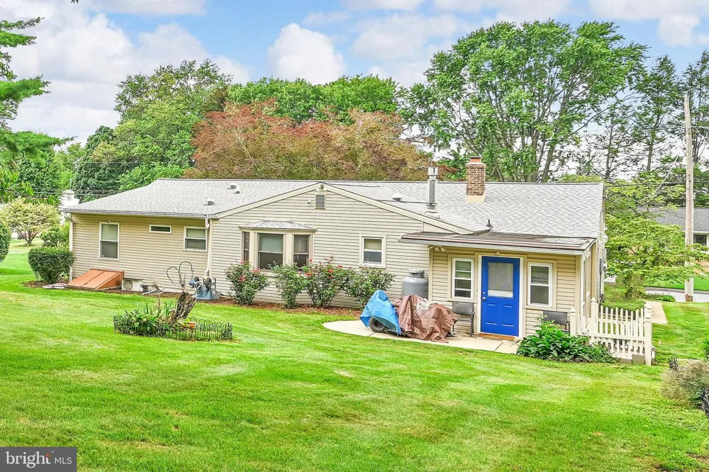 20 CLEARVIEW DRIVE Lebanon, PA 17042