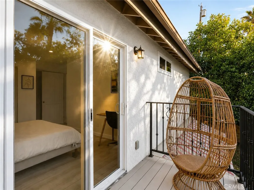7819 Goldmine Lane Lake Balboa, CA 91406