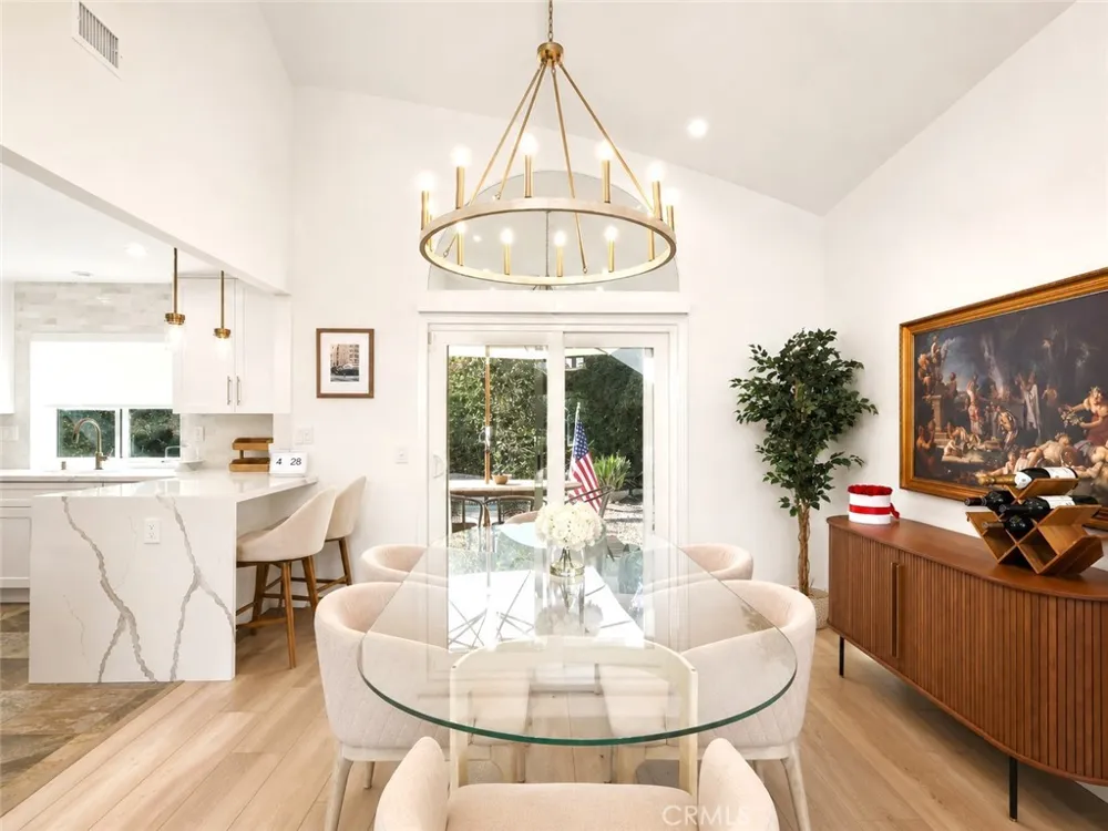 7819 Goldmine Lane Lake Balboa, CA 91406