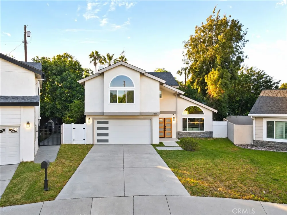 7819 Goldmine Lane Lake Balboa, CA 91406