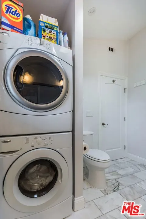 4409 IRVINE AVENUE North Hollywood, CA 91602