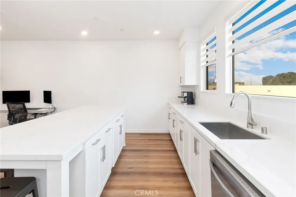 7128 Viceroy Way Buena Park, CA 90621