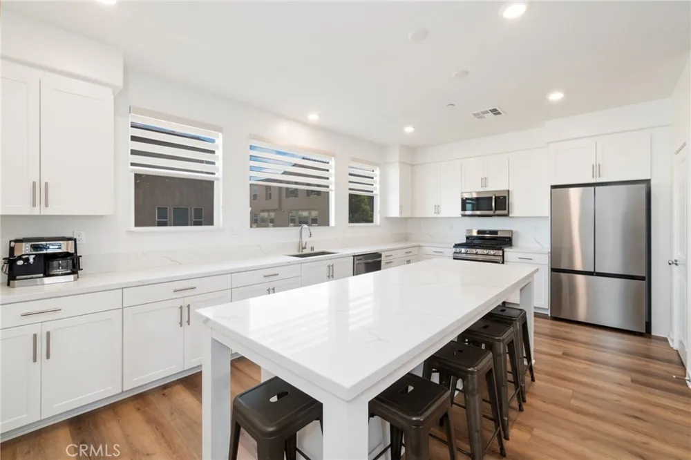 7128 Viceroy Way Buena Park, CA 90621