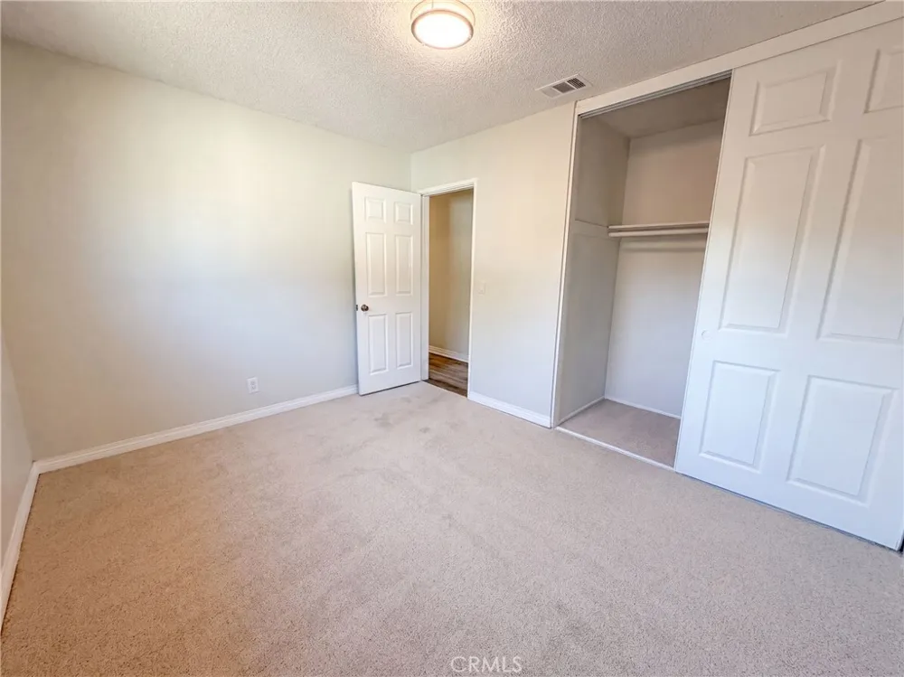 26934 10th Highland, CA 92346