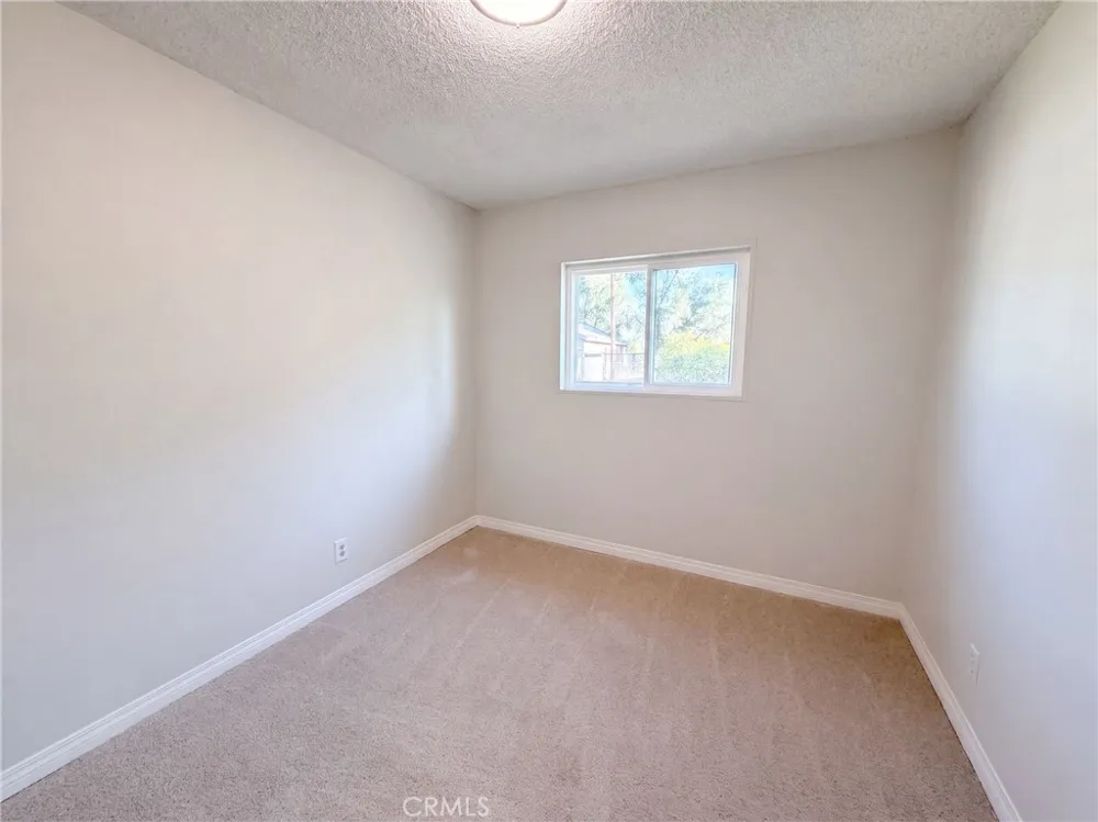 26934 10th Highland, CA 92346