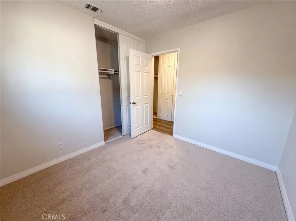 26934 10th Highland, CA 92346