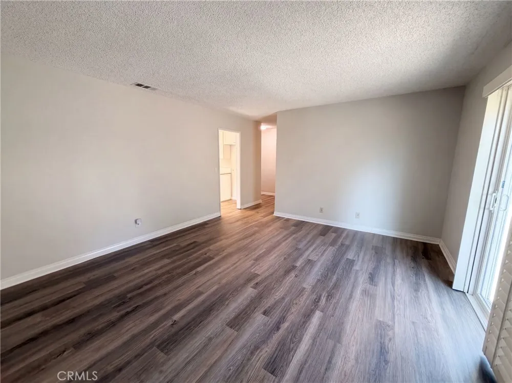 26934 10th Highland, CA 92346