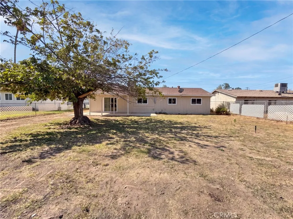 26934 10th Highland, CA 92346
