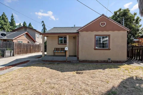 55 Manning Avenue