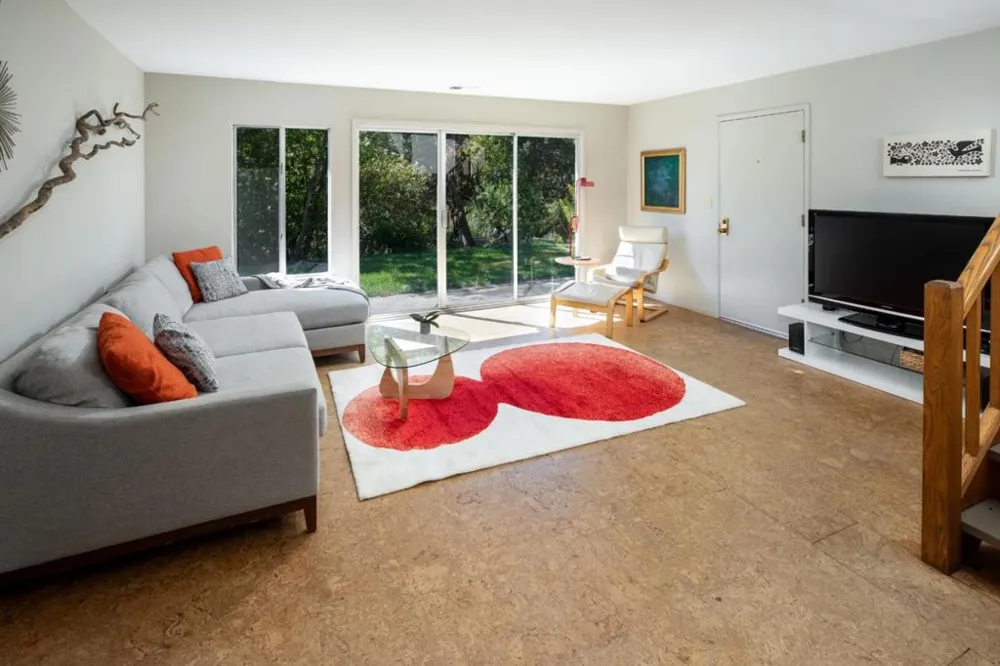 411 Glenwood Avenue Woodside, CA 94062