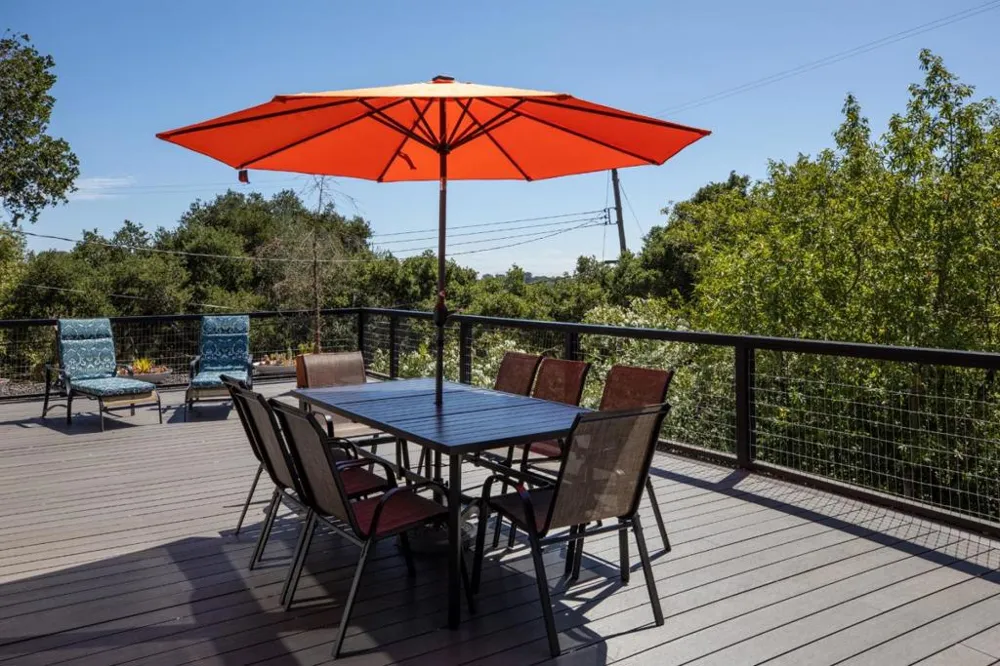411 Glenwood Avenue Woodside, CA 94062