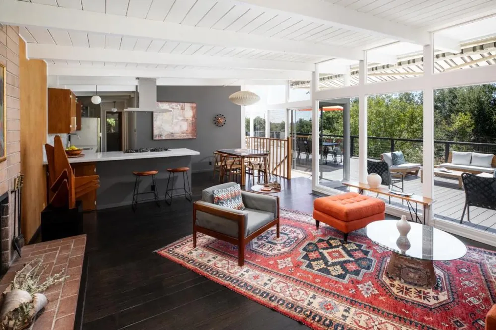 411 Glenwood Avenue Woodside, CA 94062