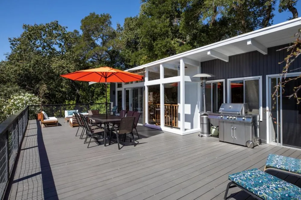 411 Glenwood Avenue Woodside, CA 94062