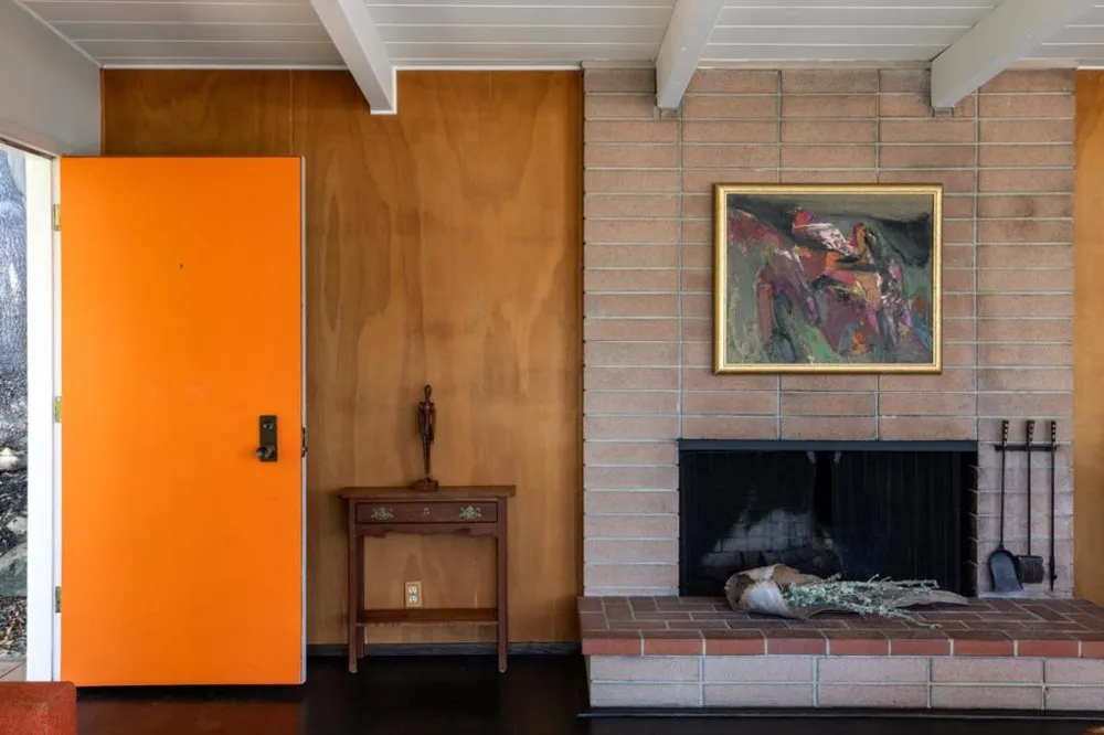 411 Glenwood Avenue Woodside, CA 94062