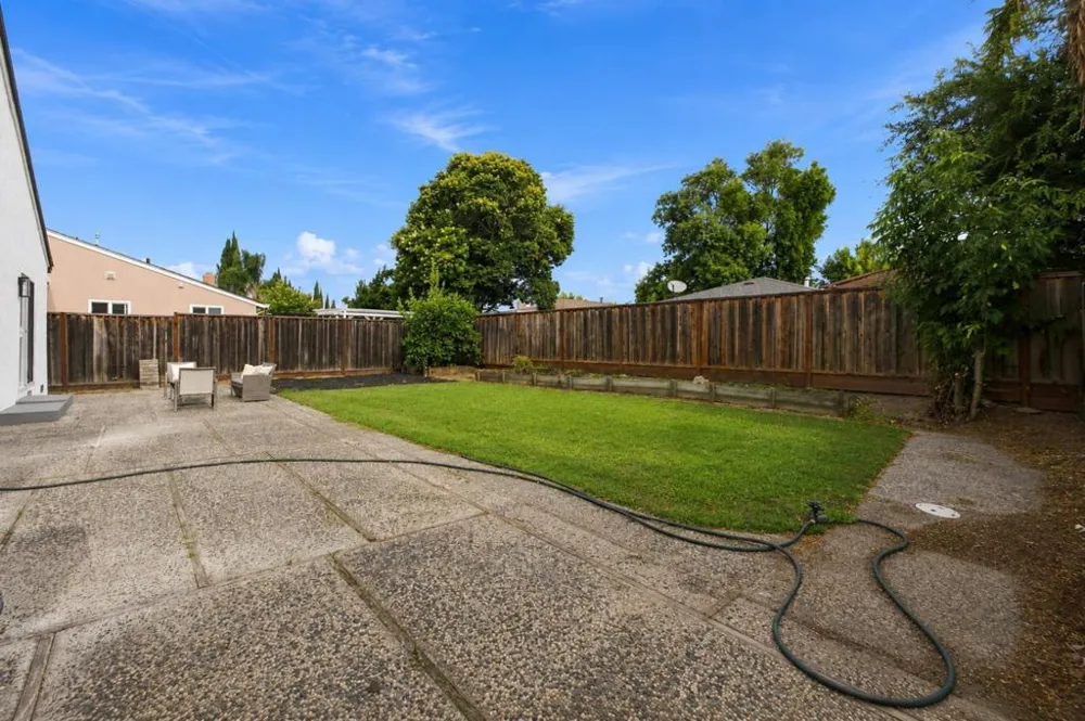 5330 Pebbletree Way San Jose, CA 95111