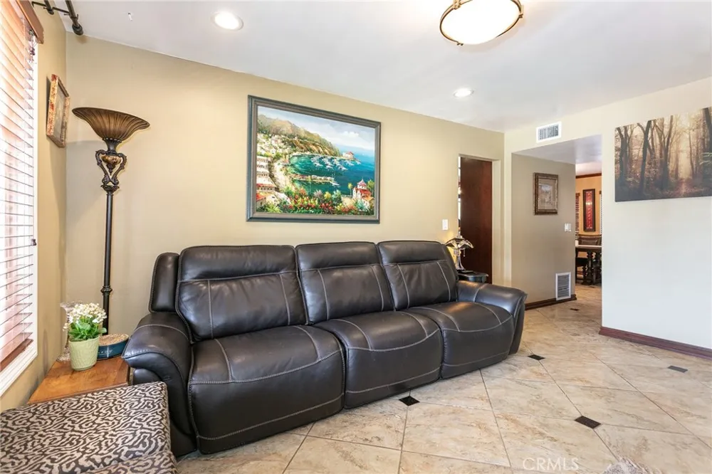 5192 Mccomber Road Buena Park, CA 90621