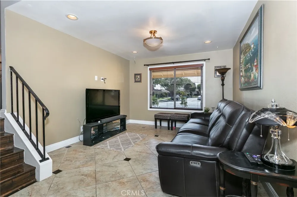 5192 Mccomber Road Buena Park, CA 90621