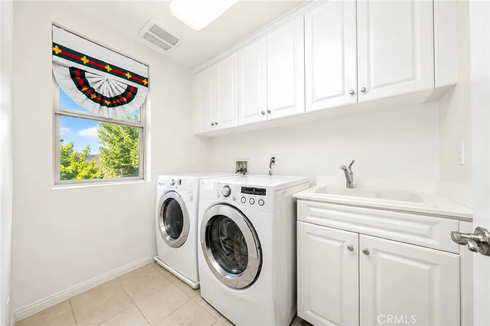 221 Mantle Irvine, CA 92618