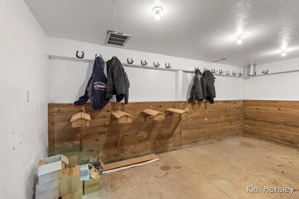8769 E Paris Avenue SE Caledonia, MI 49316