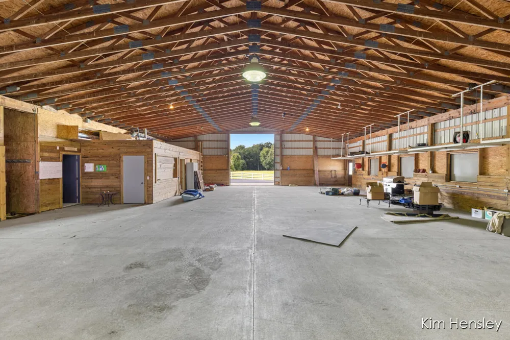 8769 E Paris Avenue SE Caledonia, MI 49316