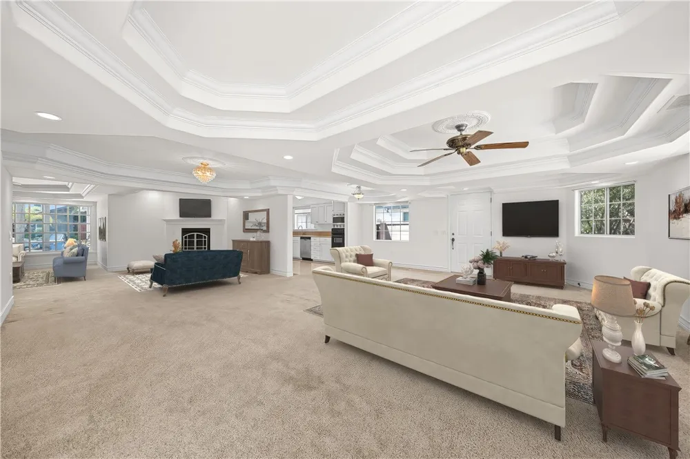 7009 E El Paseo Long Beach, CA 90815