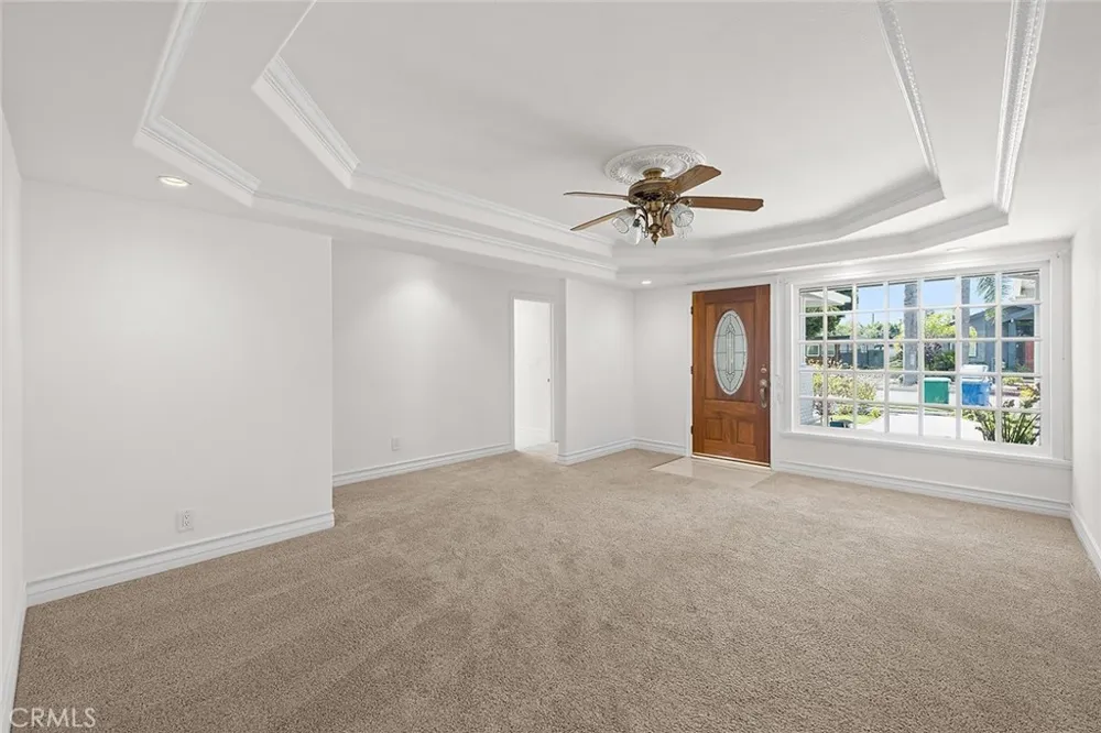 7009 E El Paseo Long Beach, CA 90815