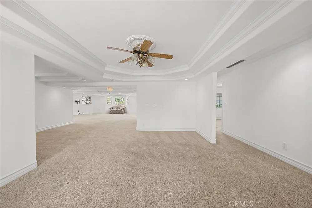7009 E El Paseo Long Beach, CA 90815