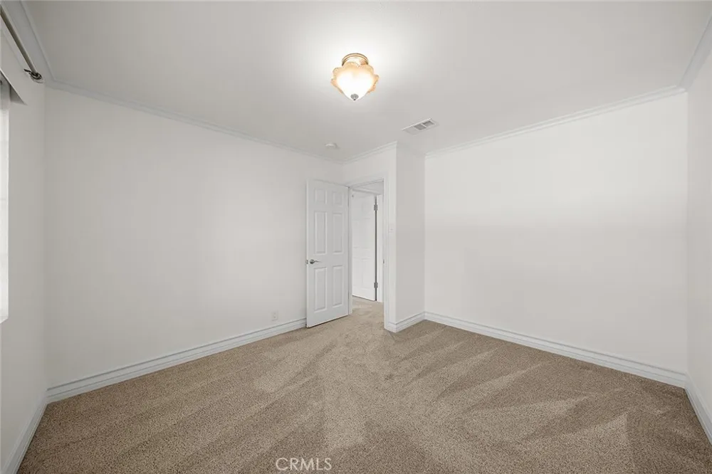 7009 E El Paseo Long Beach, CA 90815
