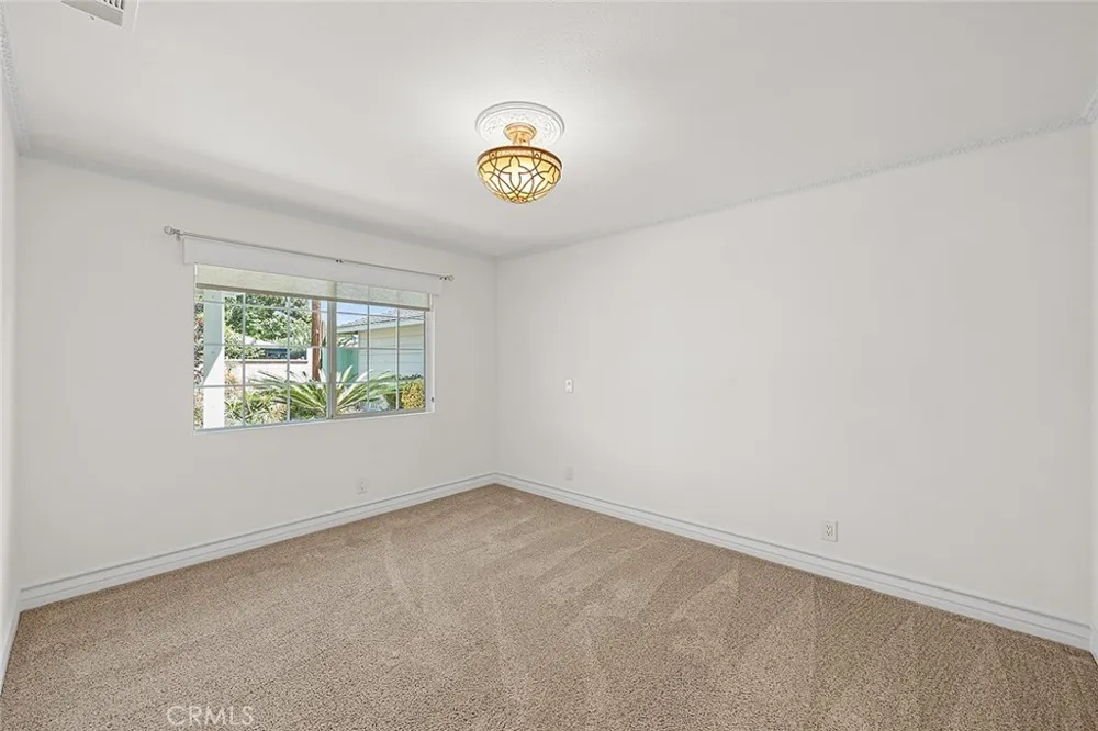 7009 E El Paseo Long Beach, CA 90815