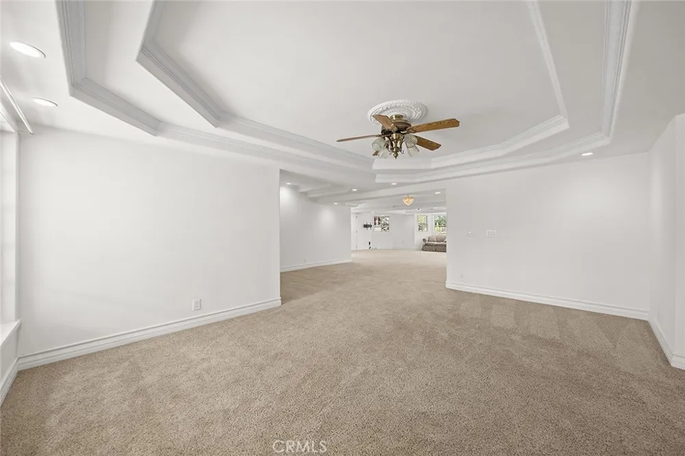 7009 E El Paseo Long Beach, CA 90815