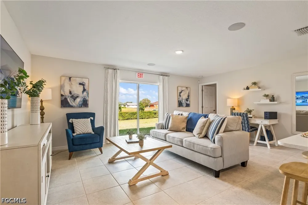 Obispo Circle Labelle, FL 33935