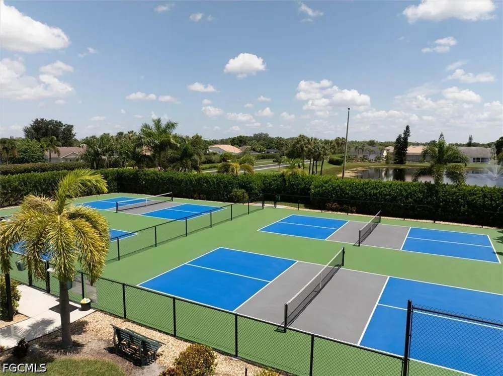 Dresden Court Fort Myers, FL 33912