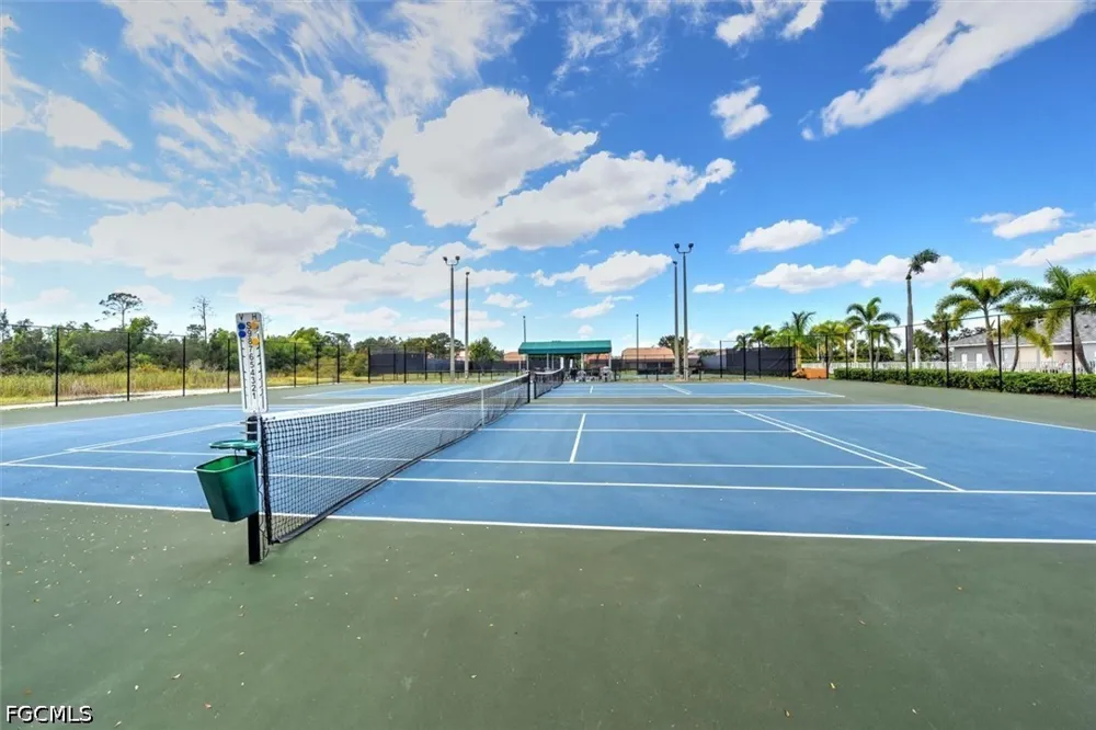 Dresden Court Fort Myers, FL 33912