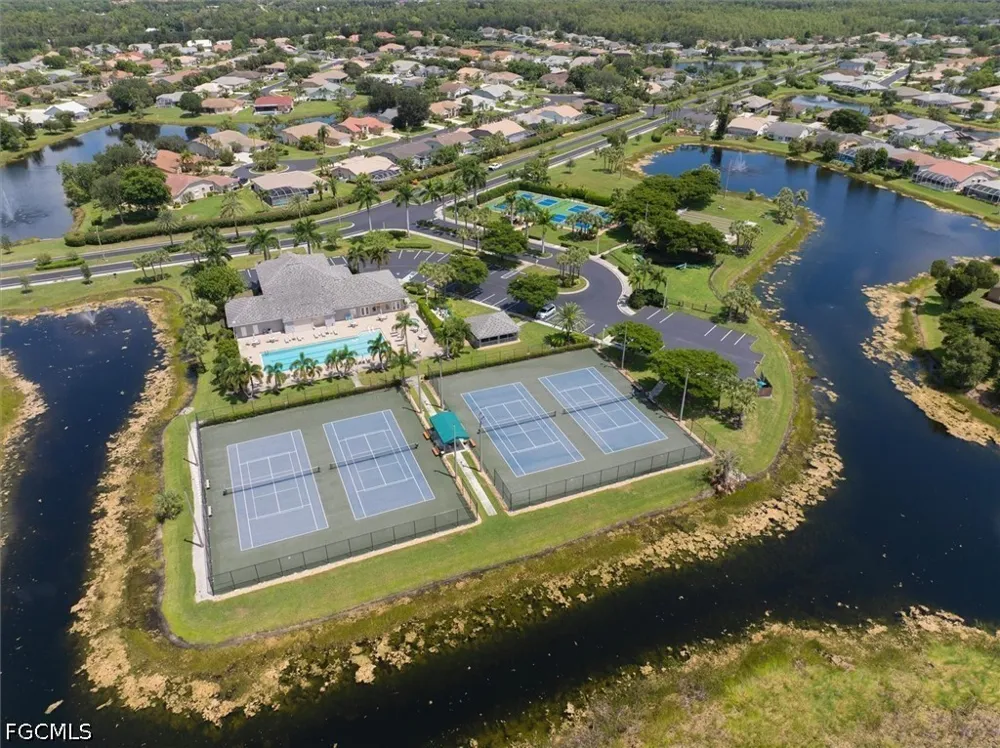 Dresden Court Fort Myers, FL 33912