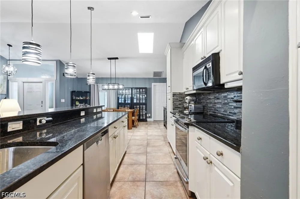 SW 14th Avenue Cape Coral, FL 33991