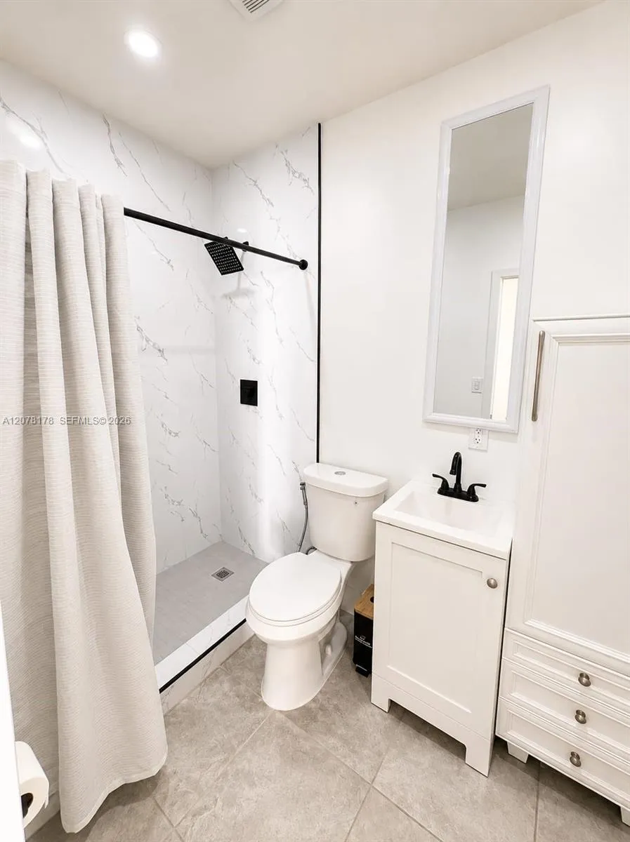 1740 NW 113th Ave #1 Pembroke Pines, FL 33026