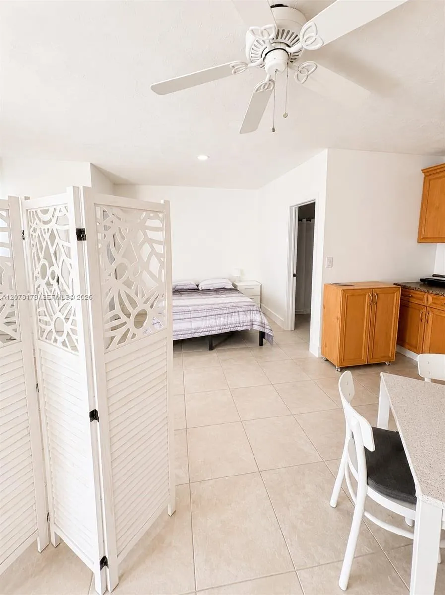 1740 NW 113th Ave #1 Pembroke Pines, FL 33026