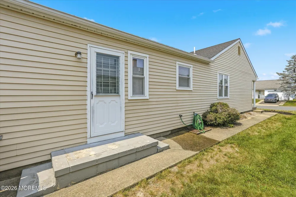 196 Pulaski Boulevard Toms River, NJ 08757