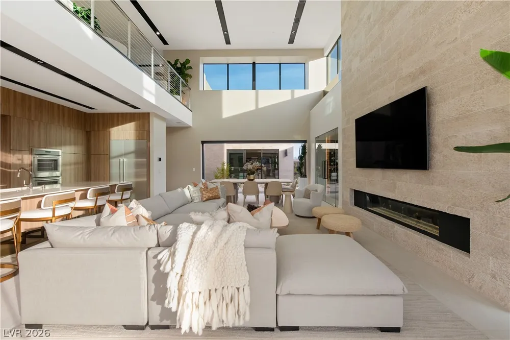 169 Still Shores Street Henderson, NV 89011