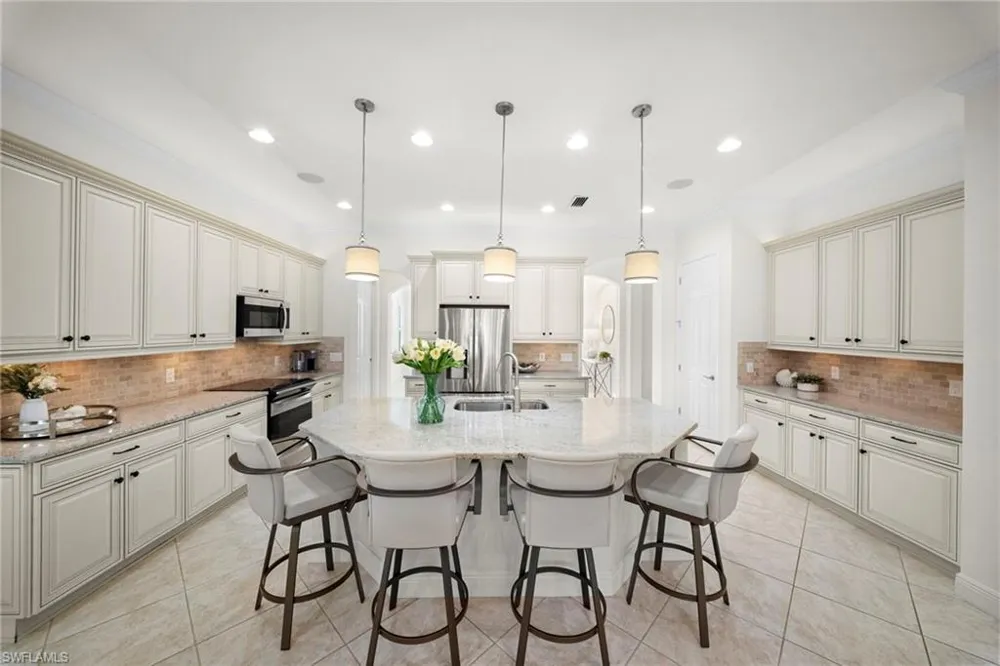 10238 Ashbrook Court Fort Myers, FL 33913