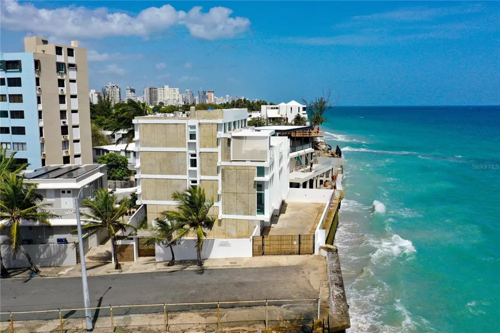 2 RAMPLA DEL ALMIRANTE #A, B San Juan, PR 00907