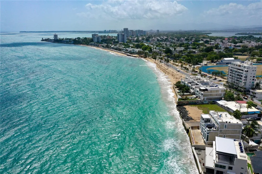 2 RAMPLA DEL ALMIRANTE #A, B San Juan, PR 00907