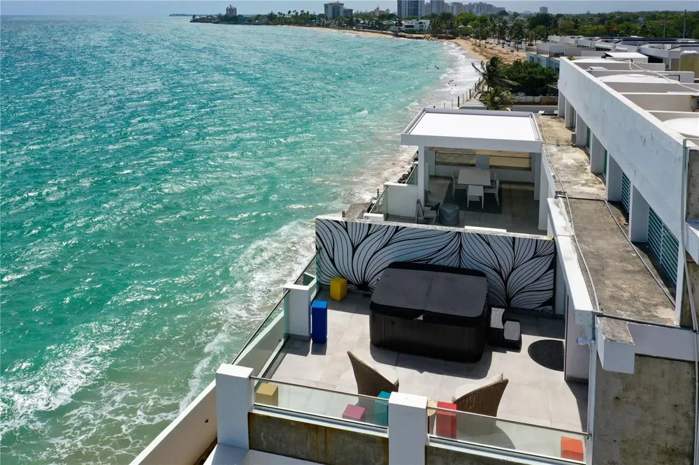 2 RAMPLA DEL ALMIRANTE #A, B San Juan, PR 00907