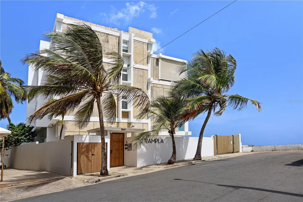 2 RAMPLA DEL ALMIRANTE #A, B San Juan, PR 00907
