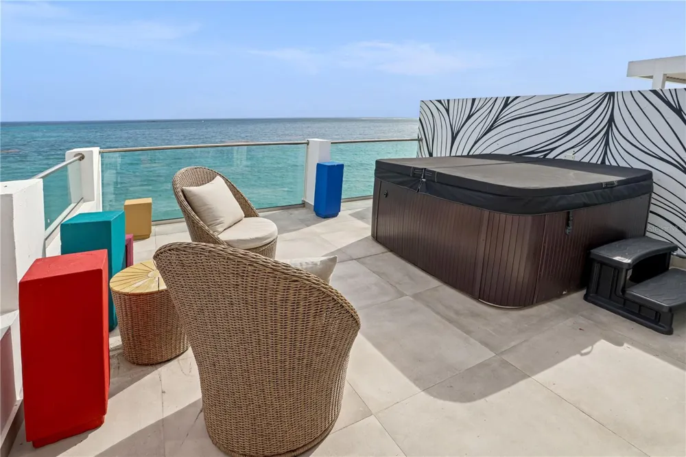 2 RAMPLA DEL ALMIRANTE #A, B San Juan, PR 00907