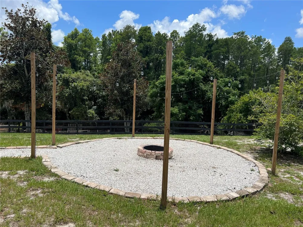 8015 SYCAMORE DRIVE New Port Richey, FL 34654